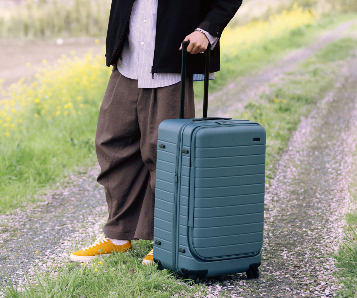 Topside Medium Trunk in Coast Blue