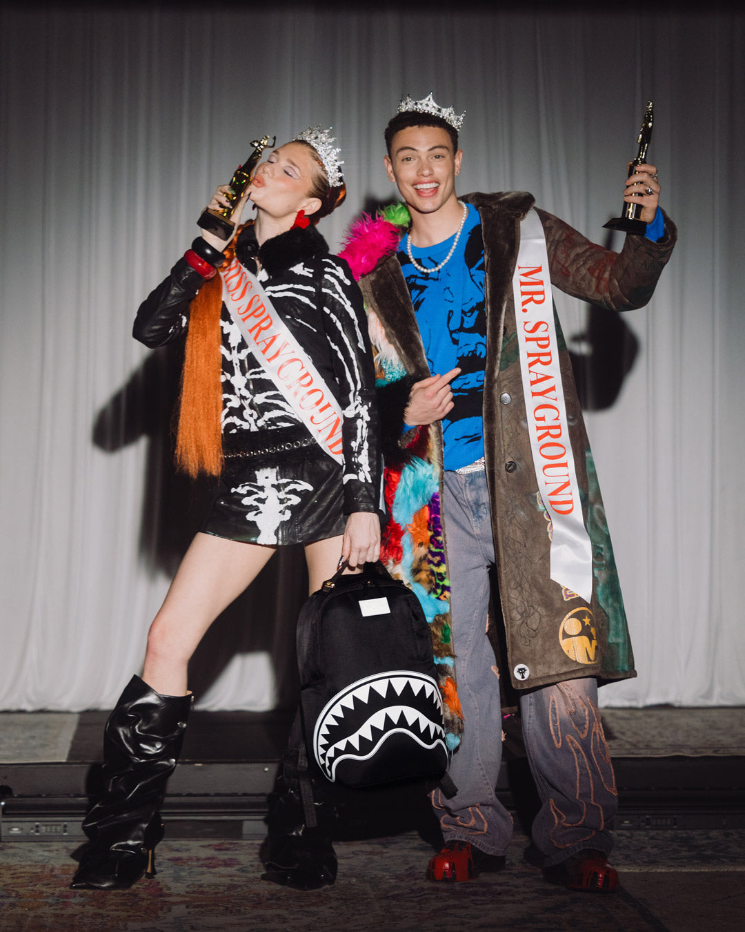 SHARK CENTRAL 2 - BLACK WHITE BACKPACK