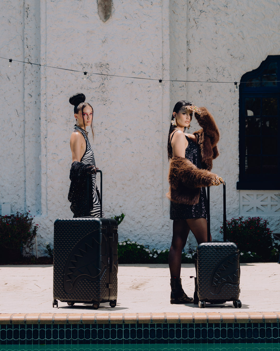 THE GHOST MAISON SHARKITECTURE FULL-SIZE LUGGAGE