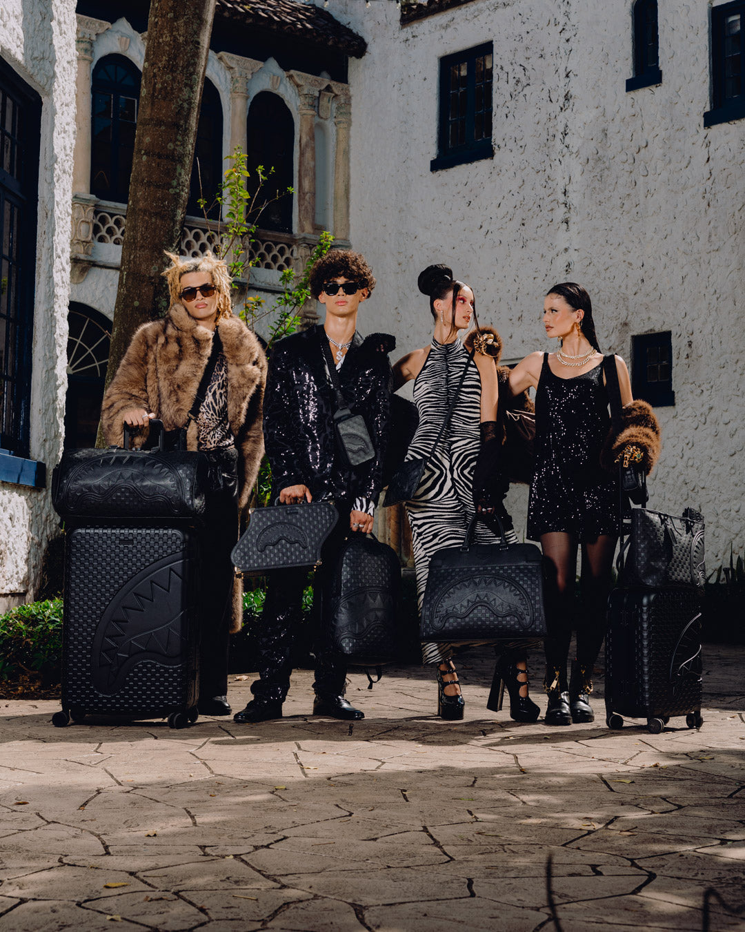 THE GHOST MAISON TRAVEL TOTE