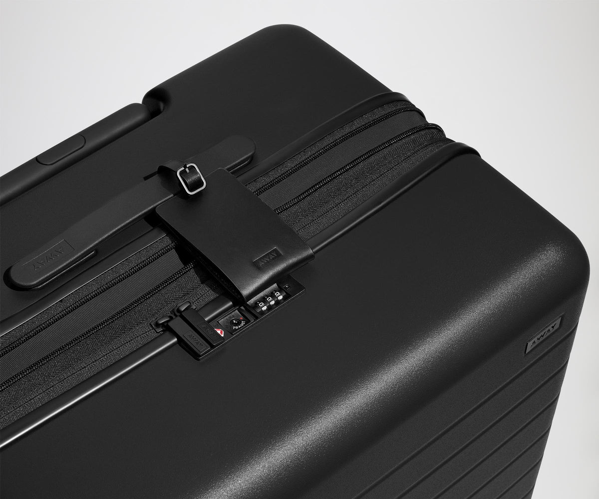 The Large Flex in Jet Black (DTM)