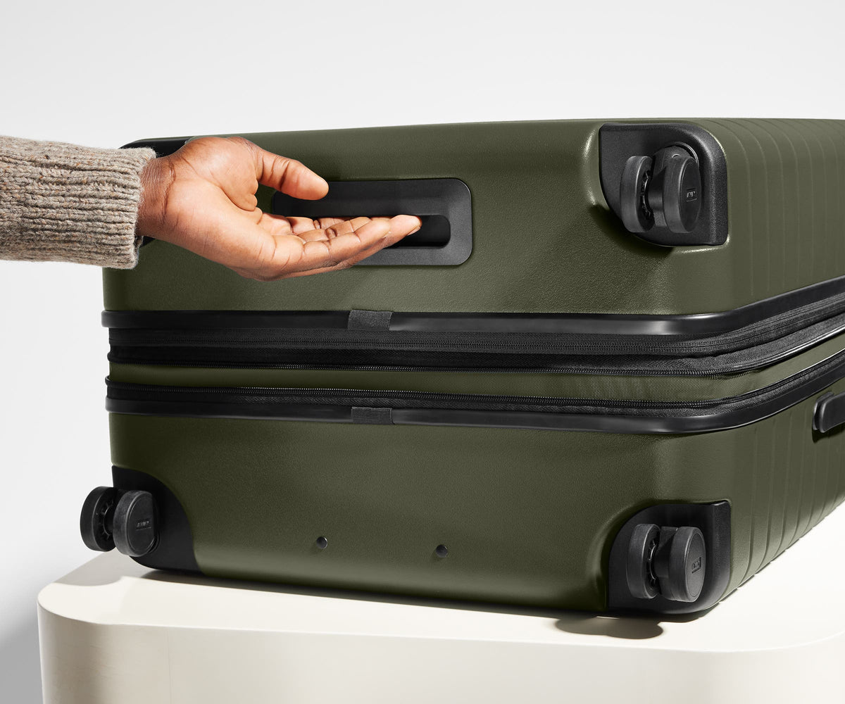 The Large Flex in Olive Green
