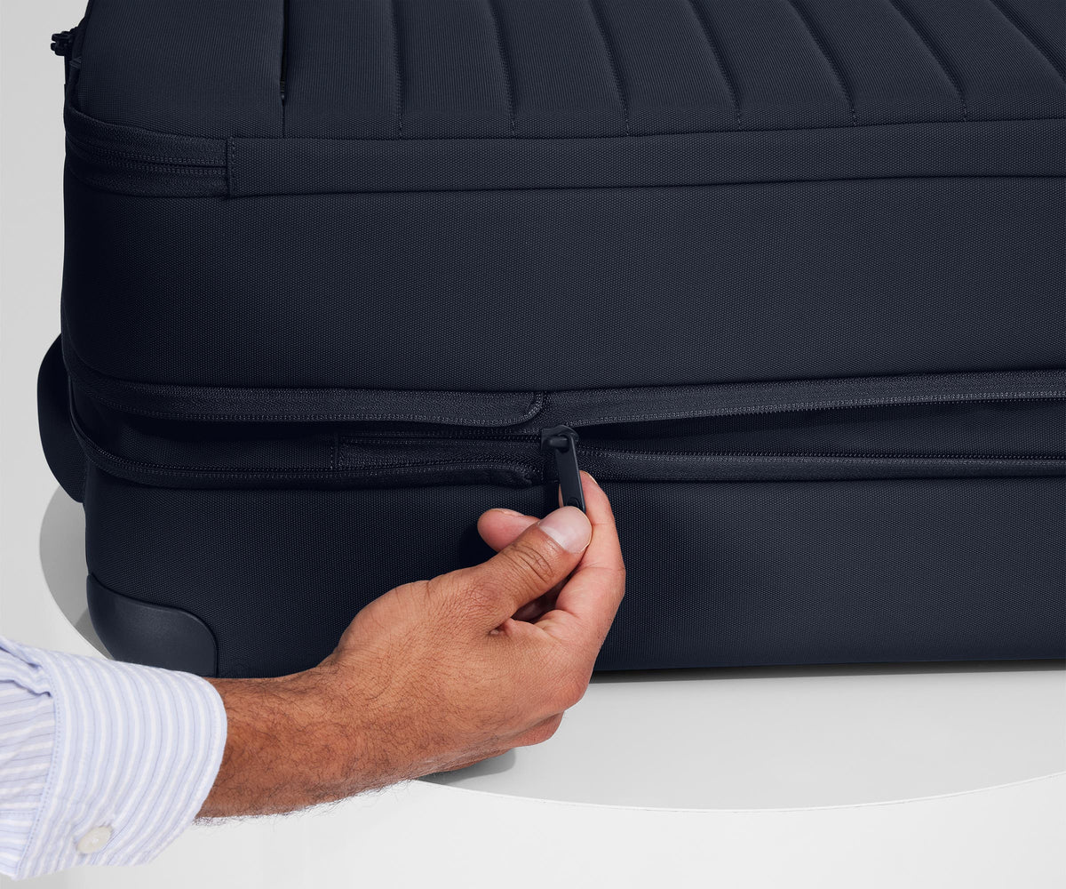 Softside Medium in Navy Blue