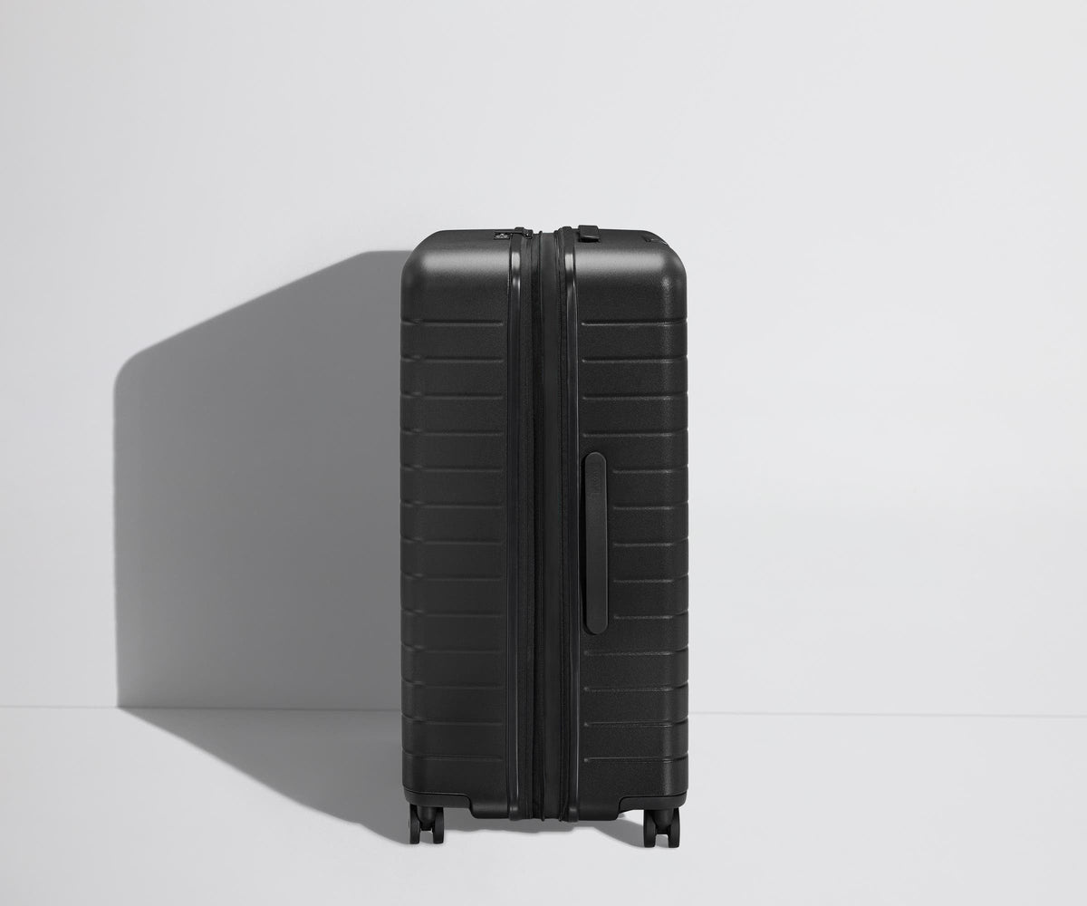 The Large Flex in Jet Black