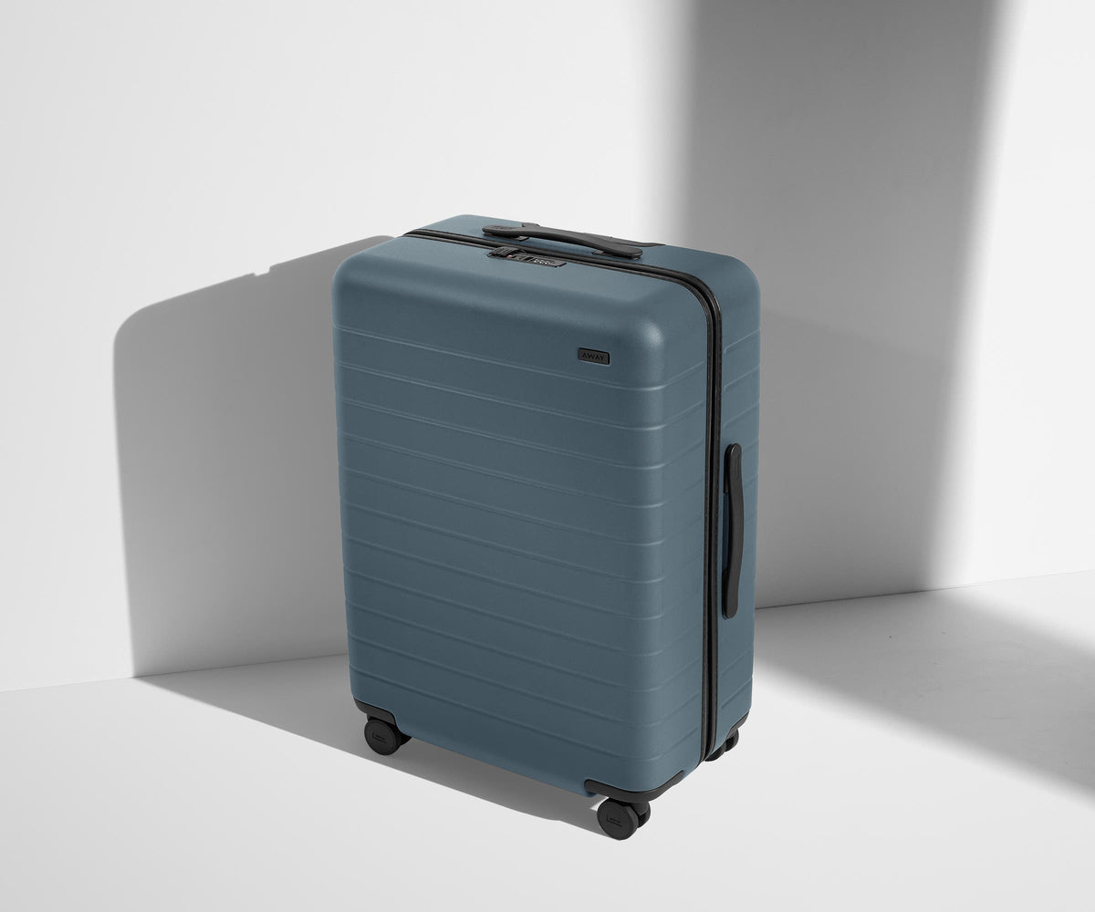 The Medium in Coast Blue