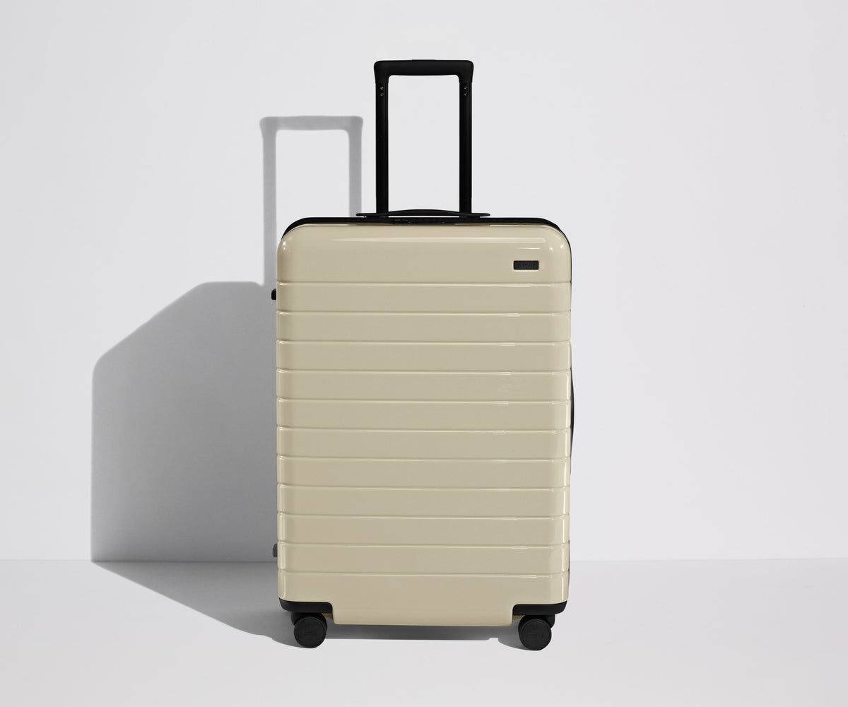 The Medium Flex in Salt White (Gloss)