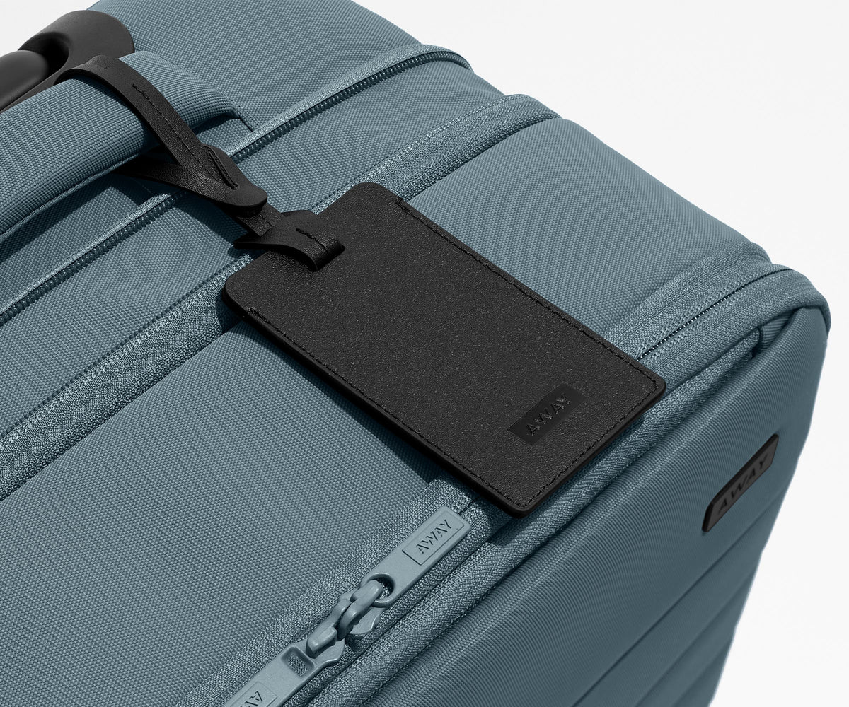 Softside Medium in Coast Blue