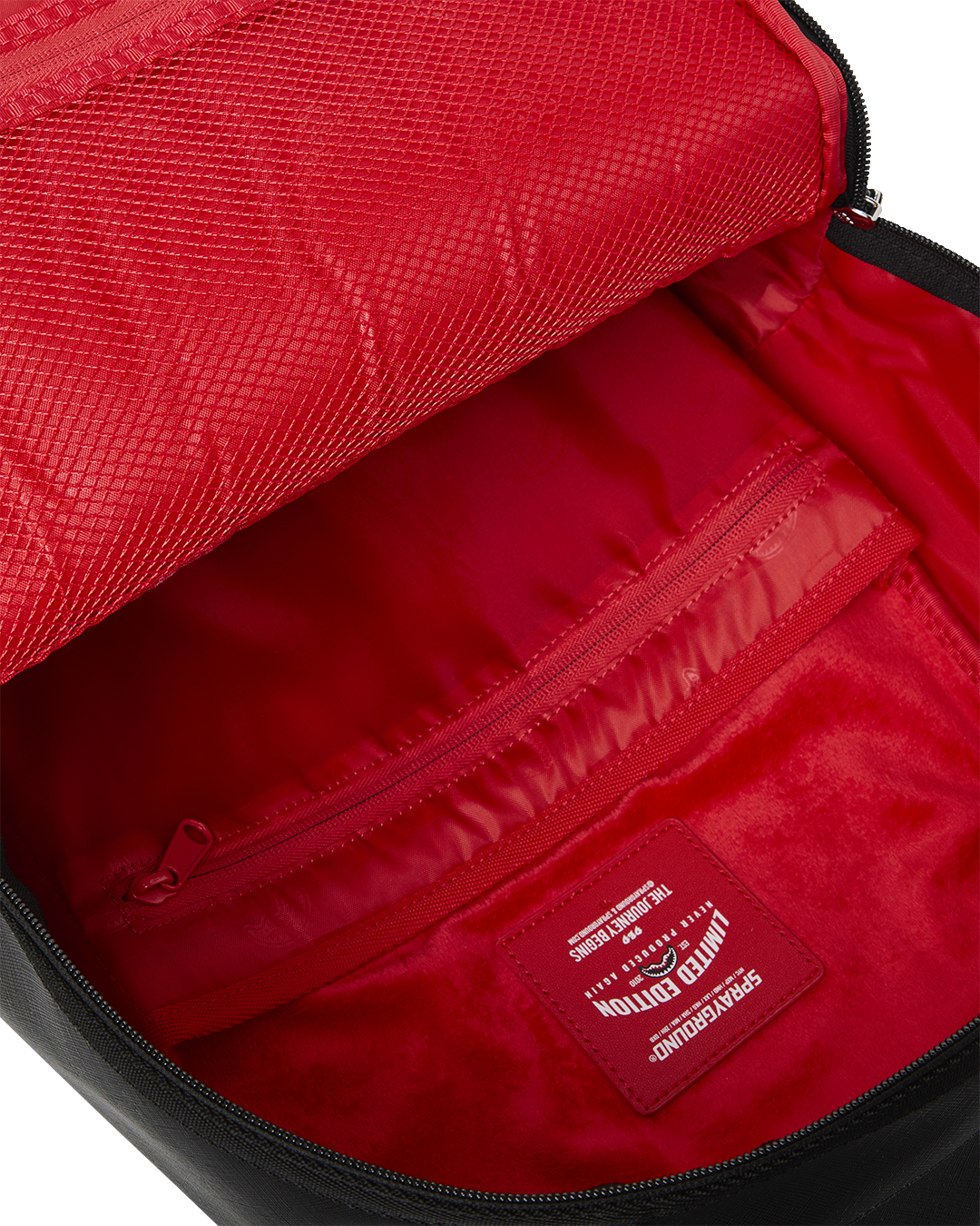 SHARK CENTRAL FLOW SHARK BACKPACK