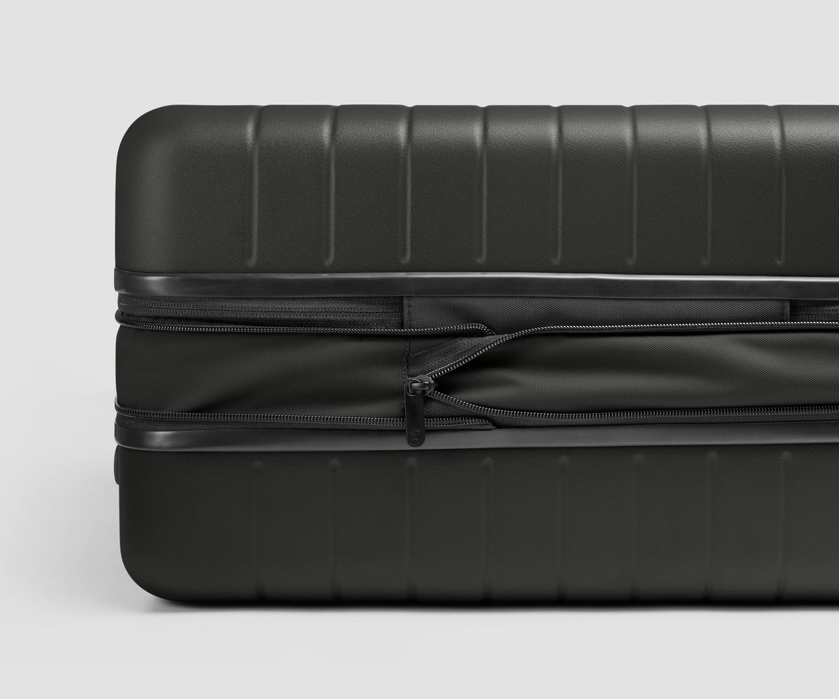 The Bigger Carry-On Flex 3 in Jet Black