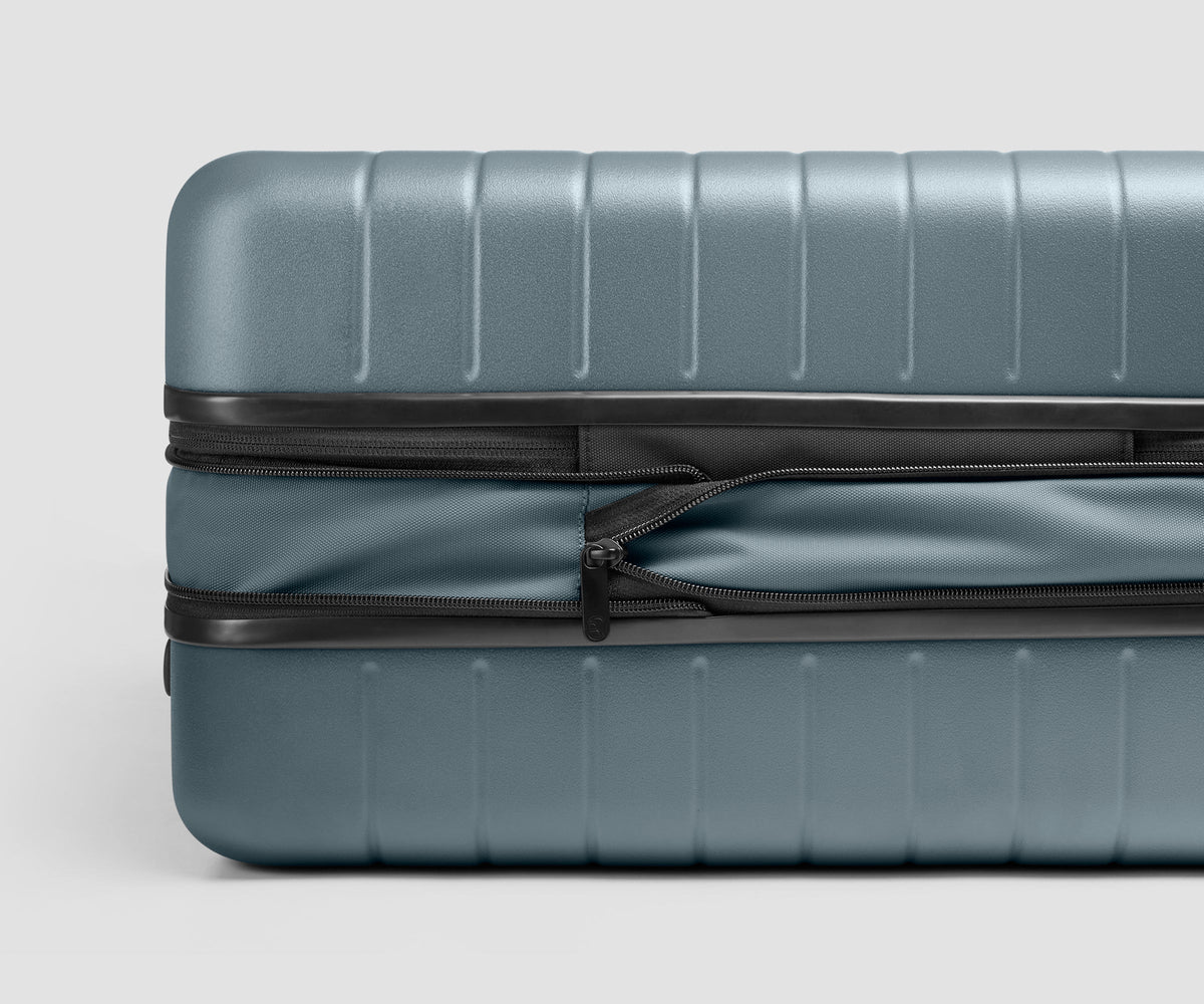 The Bigger Carry-On Flex 3 in Coast Blue