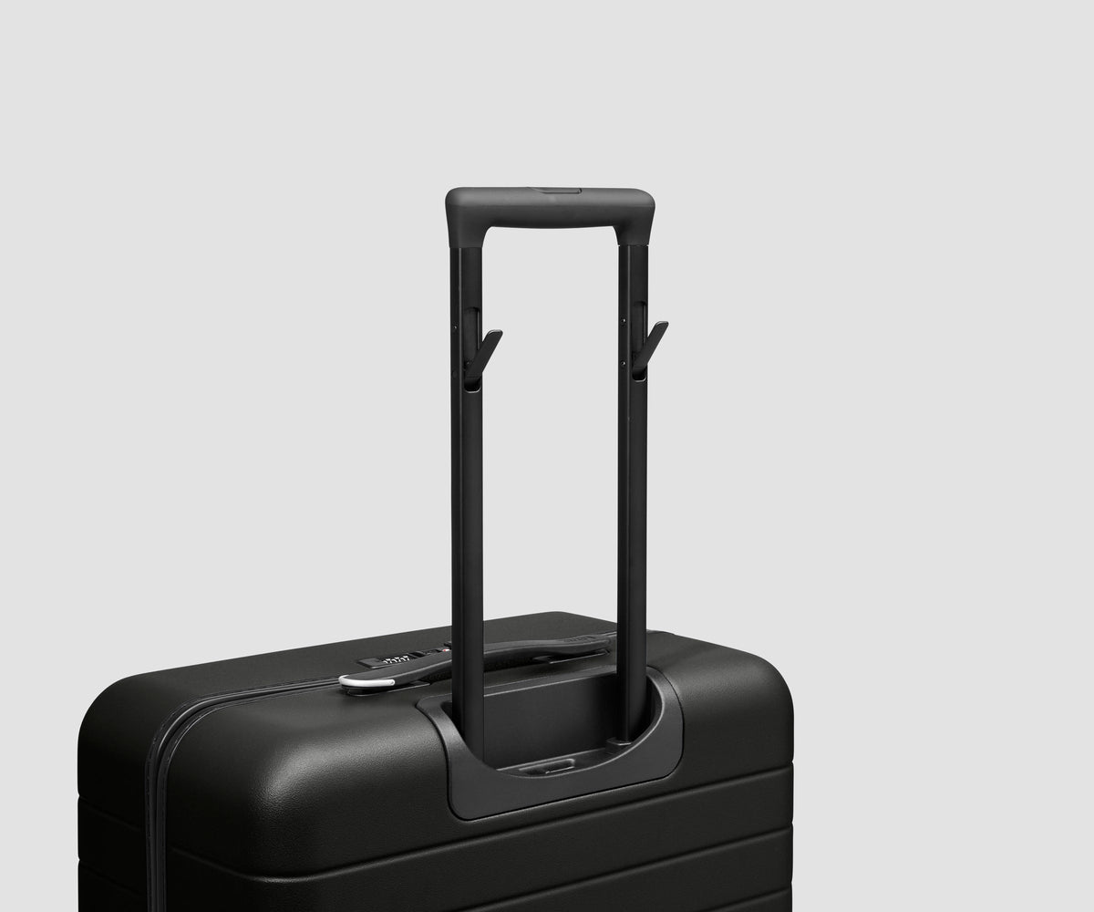 The Medium 3 in Jet Black