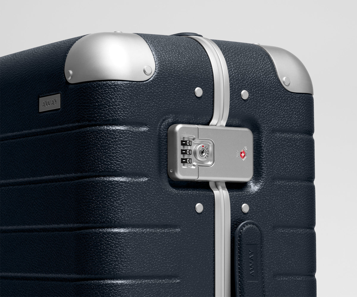 The Aluminum Edge Large in Navy Blue