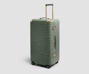 The Aluminum Edge Trunk in No. 20 Legacy