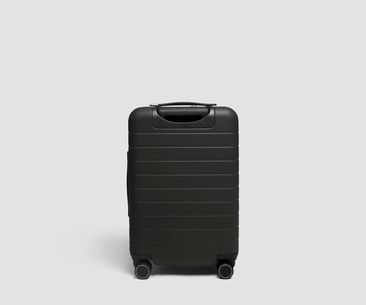 The Carry-On Flex 3 in Jet Black