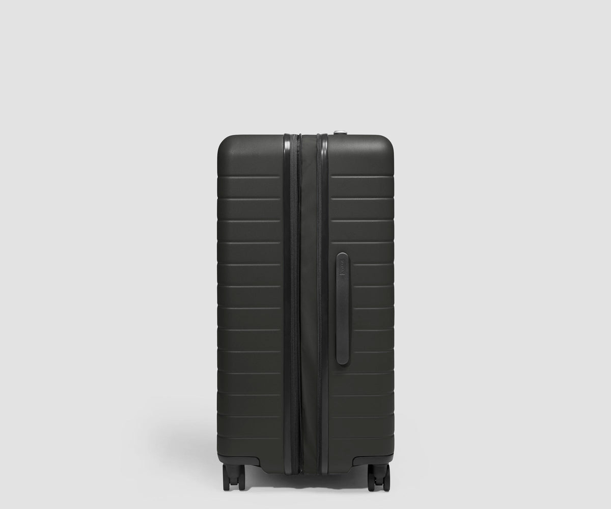 The Large Flex 3 in Jet Black