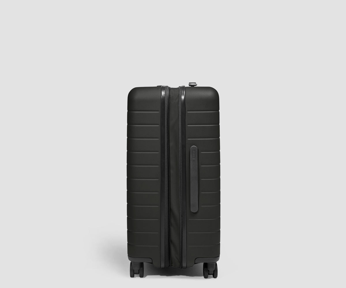The Medium Flex 3 in Jet Black
