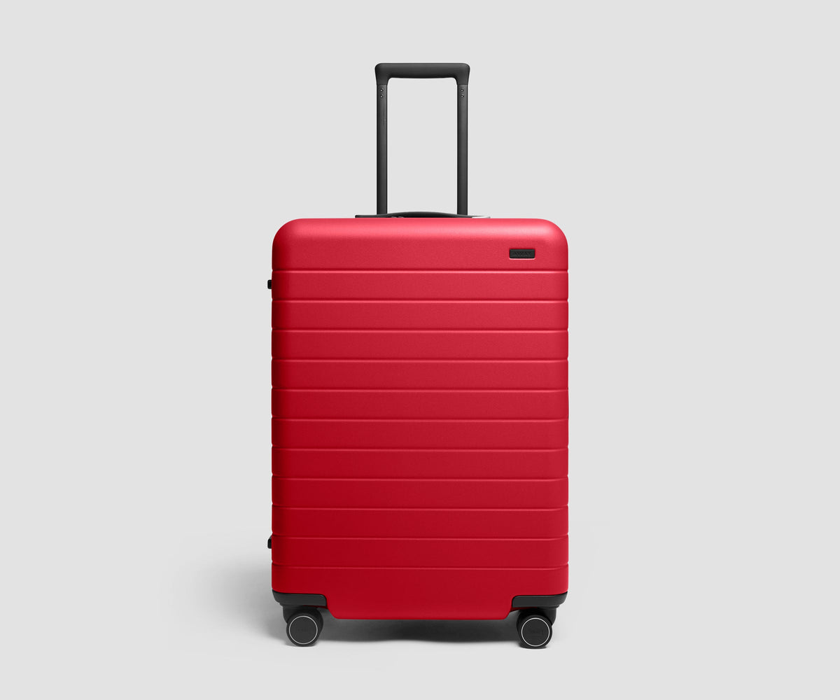 The Medium Flex 3 in Cherry Red