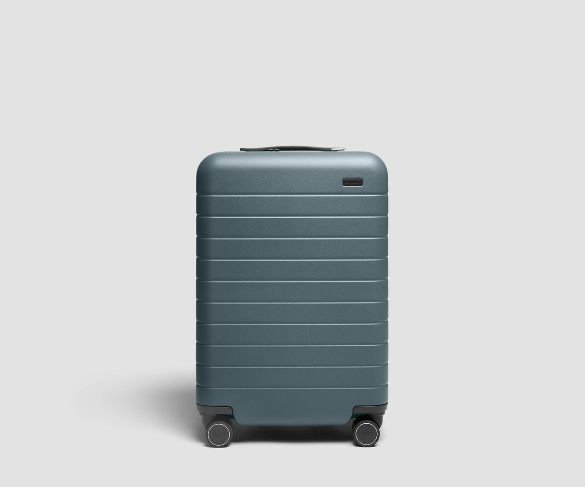 The Bigger Carry-On 3 in Coast Blue