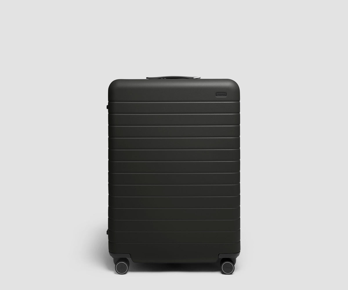 The Large 3 in Jet Black