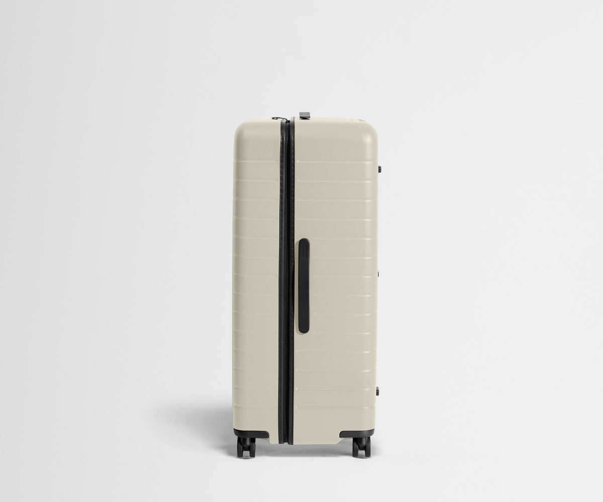 The Trunk in Salt White
