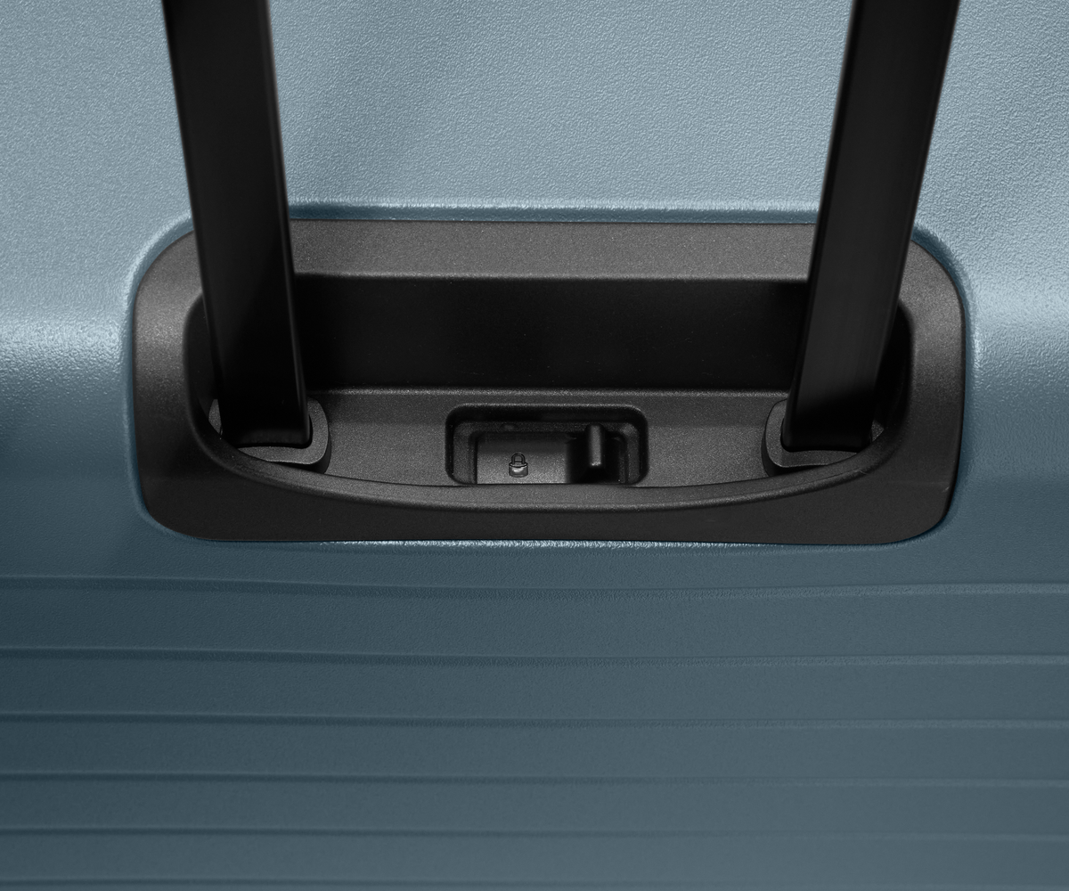 Topside Medium Trunk in Coast Blue