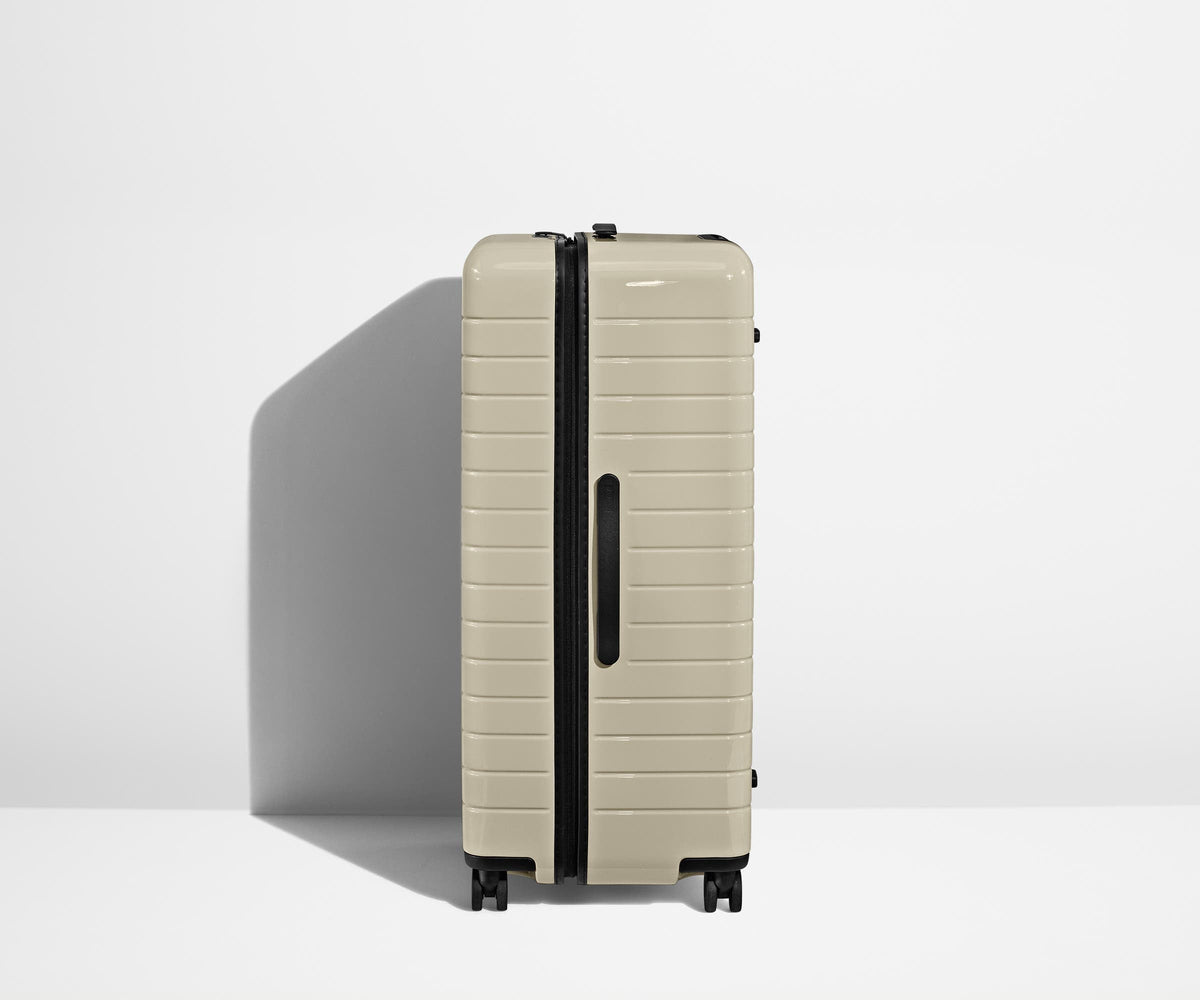 The Trunk in Salt White (Gloss)